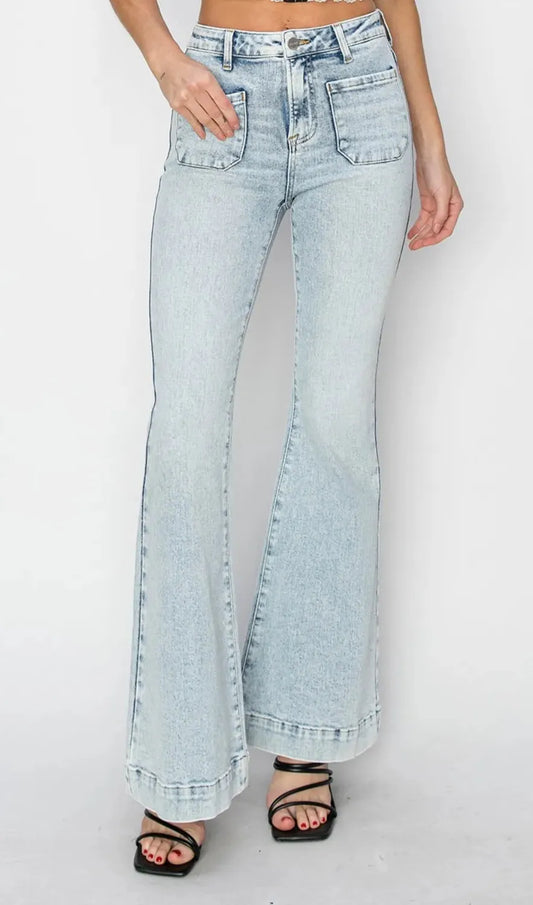 09361b7c-0e9c-431b-8b47-b00b4ea225ff-Max