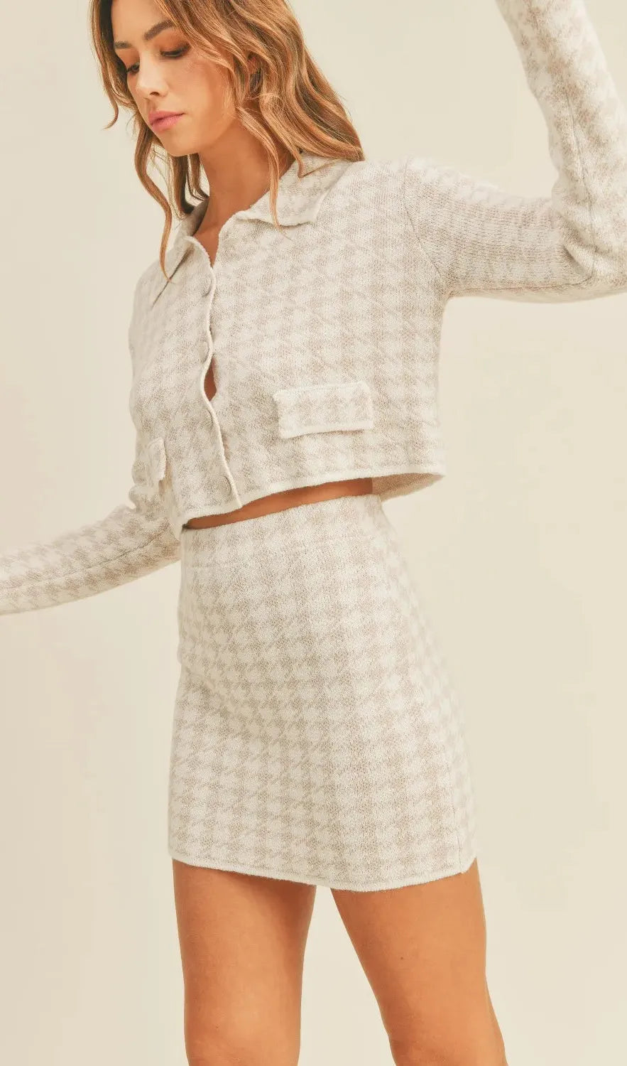 1dec3098-6a4c-4e44-8ffb-9a33ec1883d9-Max