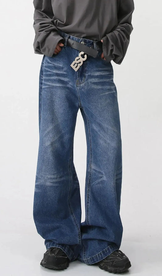 2e193479-d68b-4893-ad4c-3535ca6d8a1a-Max