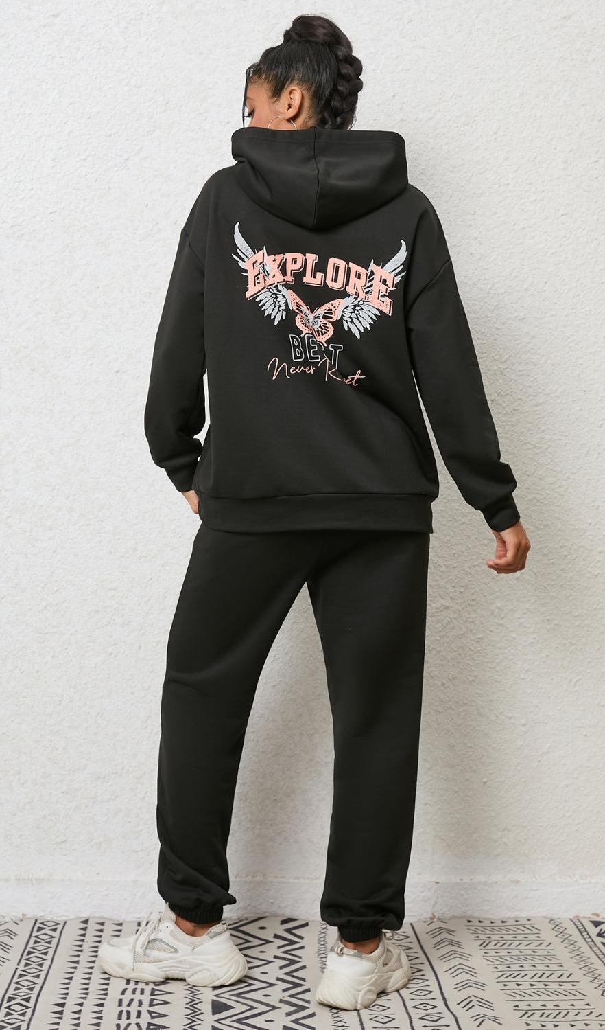 527e70d04bd448b89180b564ef2518df-Max