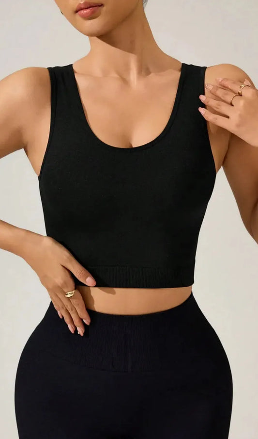 5b9af23b-b9e2-47a2-8f96-6fdc5b6e6f9f-Max