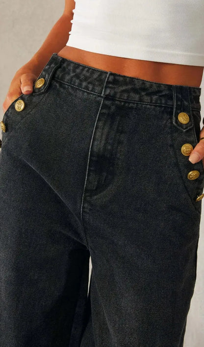 69353838-f8c2-4bac-8d33-1d787583e2d2-Max