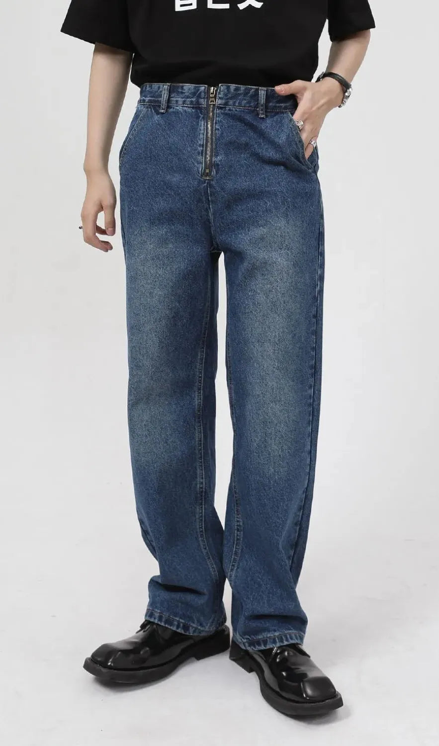 6a4683a5-1962-48b7-9f02-1cd61efd7439-Max