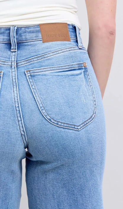 9b51e010-01cb-4f72-ba1d-d58f77338ec2-Max