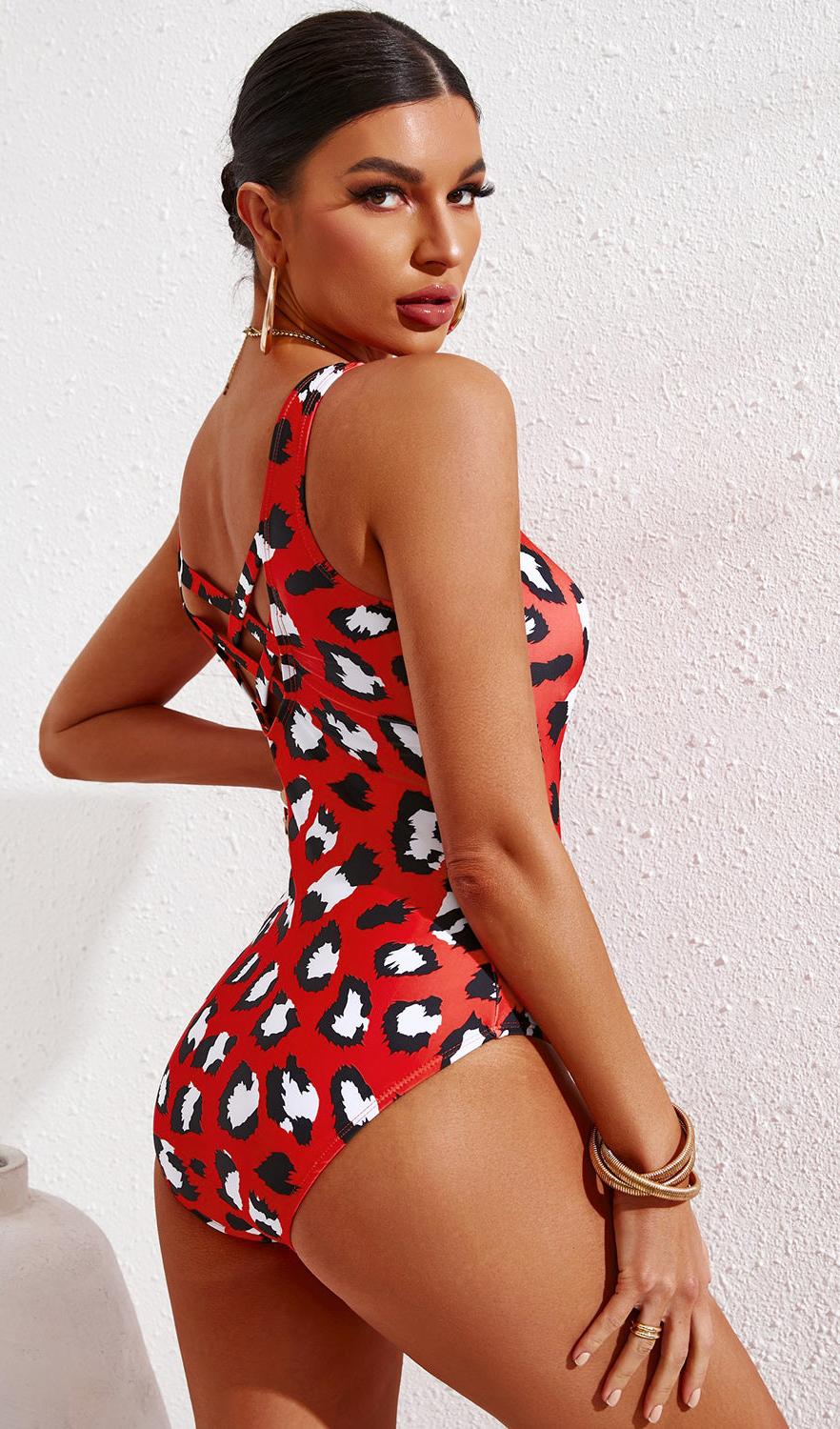 aeafd5a1b6a24e67bb89cc5e82435249-Max