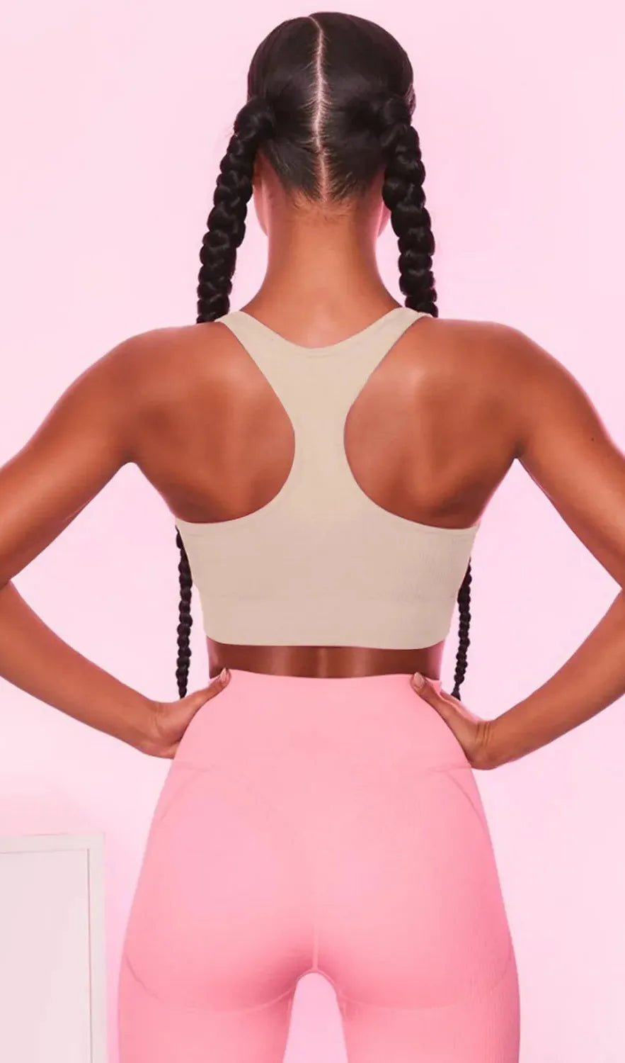 d54c7718-8272-4c2c-8f86-620f7f3e80bf-Max