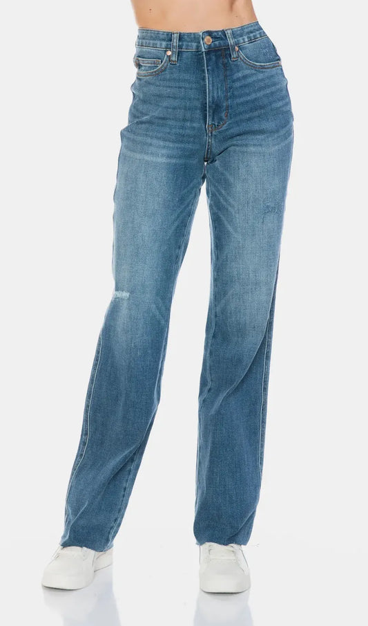 fe63b355-6d0f-45e5-9283-bbf66cf0d4bd-Max